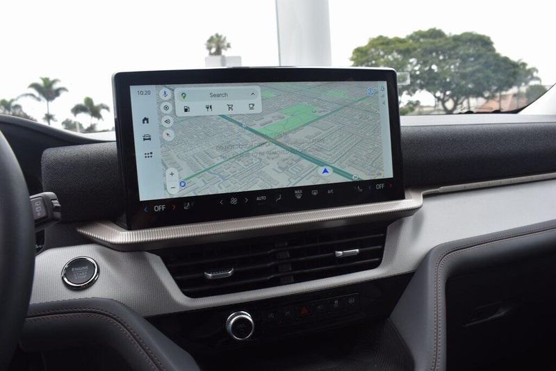 New 2025 Ford Explorer ActiveImage 19