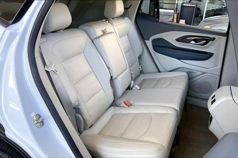 Used 2024 GMC Terrain DenaliImage 26