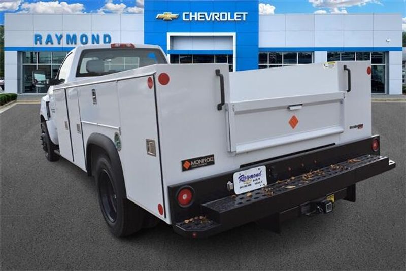 2024 Chevrolet Silverado 4500HD Work TruckImage 5