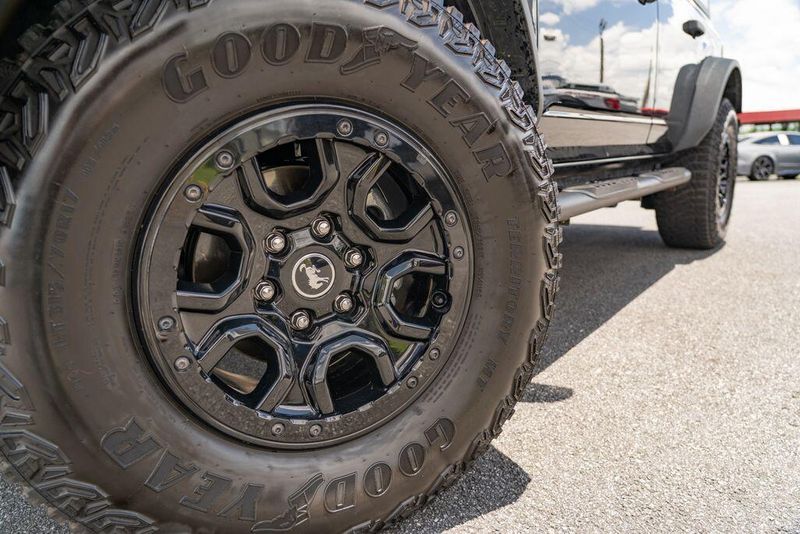 2023 Ford Bronco Wildtrak photo 3