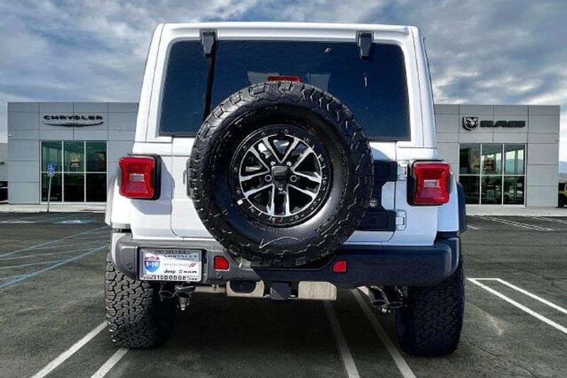 New 2027 Jeep Wrangler 4-door MoabImage 3