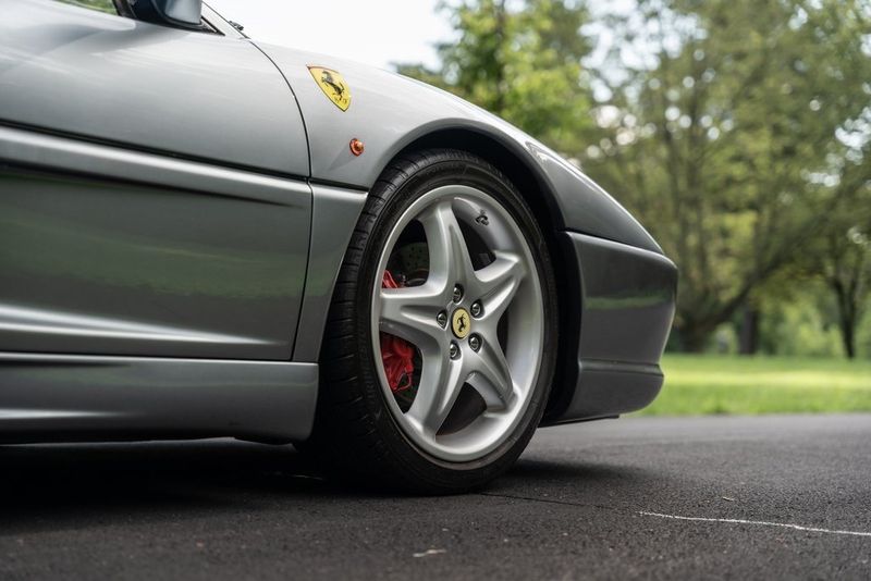 1999 Ferrari F355 Image 30