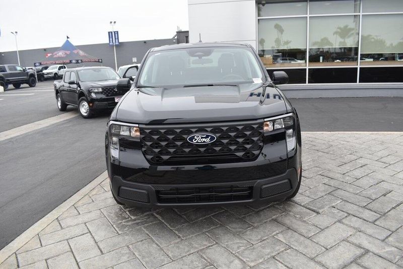 New 2025 Ford Maverick XLImage 21
