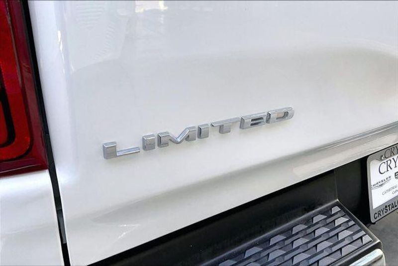 Used 2024 RAM 1500 LimitedImage 31