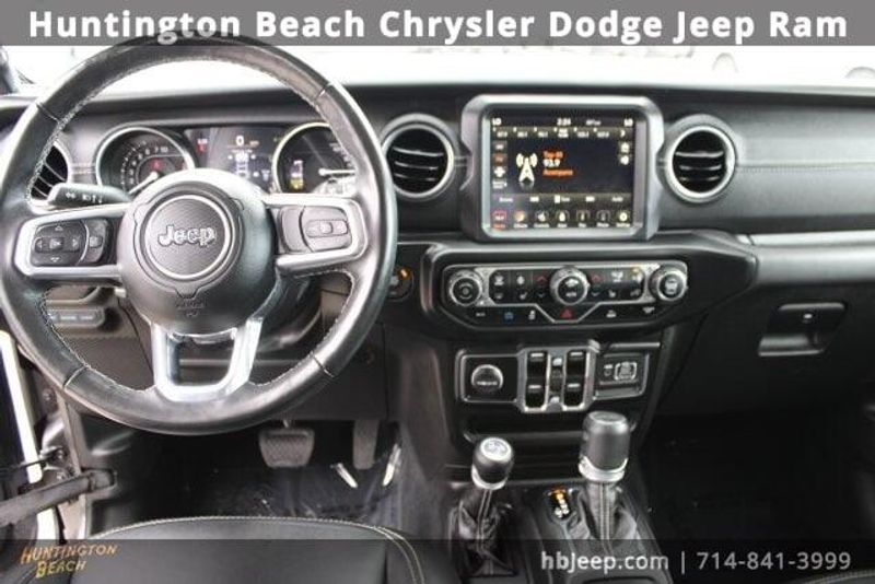2022 Jeep Wrangler Unlimited Sahara 4xeImage 15