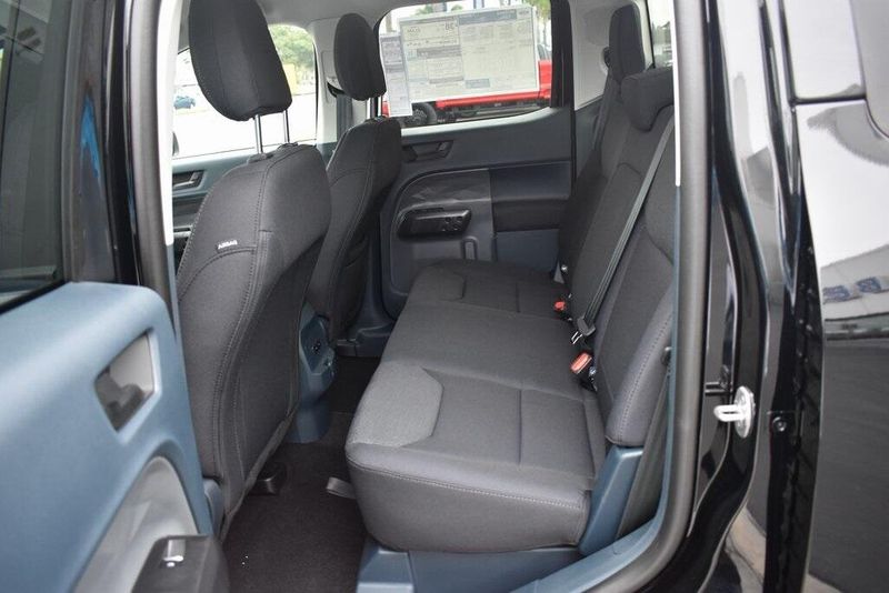 New 2025 Ford Maverick XLImage 7