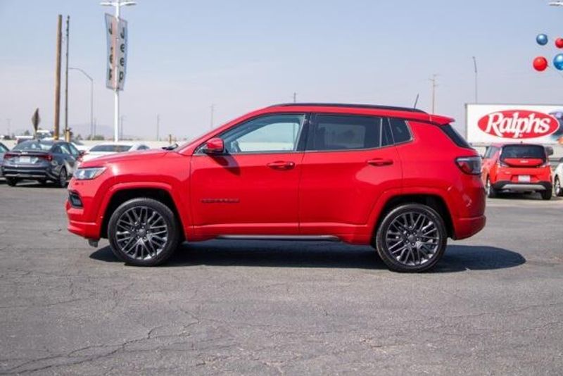 Used 2023 Jeep Compass LimitedImage 4
