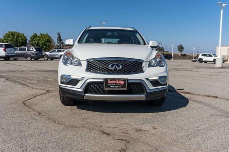 Used 2017 INFINITI QX50 BaseImage 2