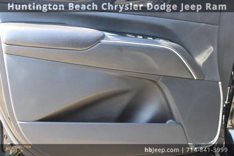 2021 Cadillac Escalade Sport PlatinumImage 10