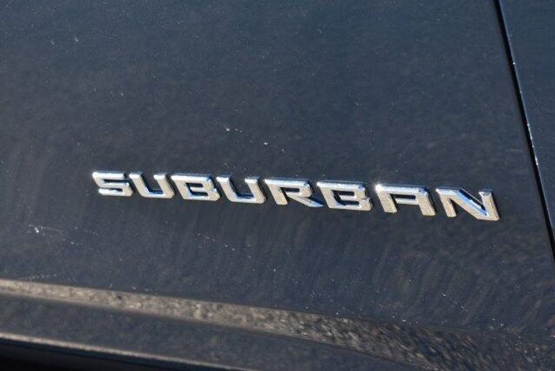New 2026 Chevrolet Suburban High CountryImage 14