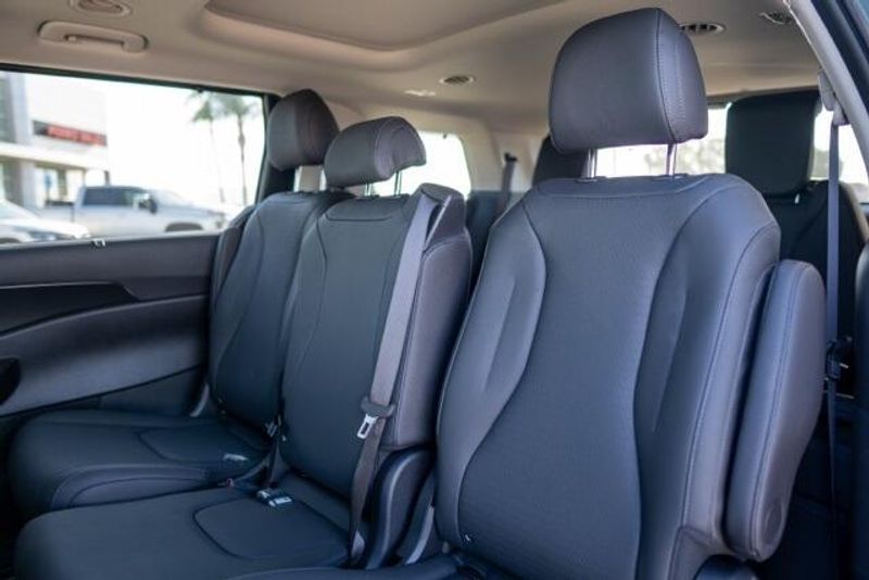 2026 Kia Carnival Hybrid SX PrestigeImage 12