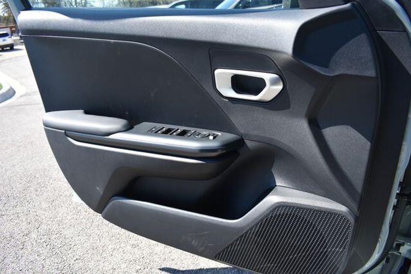 New 2026 Kia K4 LXSImage 28
