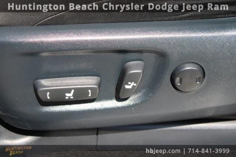 2021 Toyota 4Runner SR5Image 32