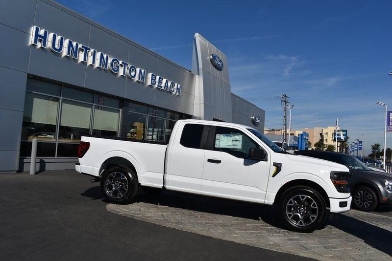 2024 Ford F-150 STXImage 3