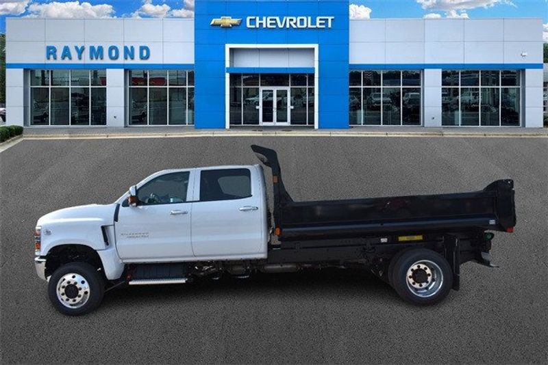 2024 Chevrolet Silverado 4500HD Work TruckImage 8