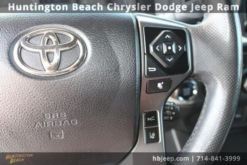 2021 Toyota Tacoma TRD Off-RoadImage 24