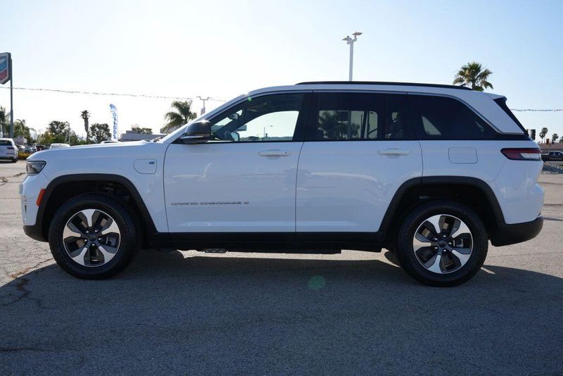 Used 2024 Jeep Grand Cherokee 4xeImage 4
