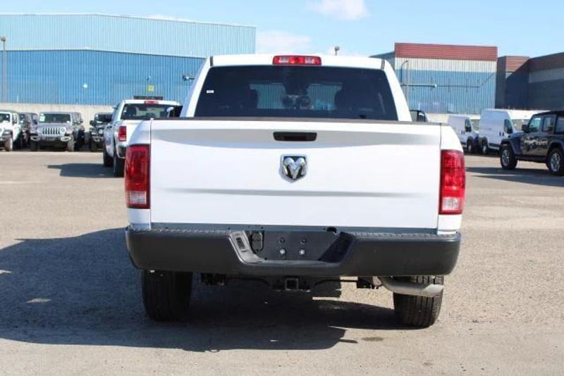 2023 RAM 1500 Classic Tradesman Crew Cab 4x2Image 15