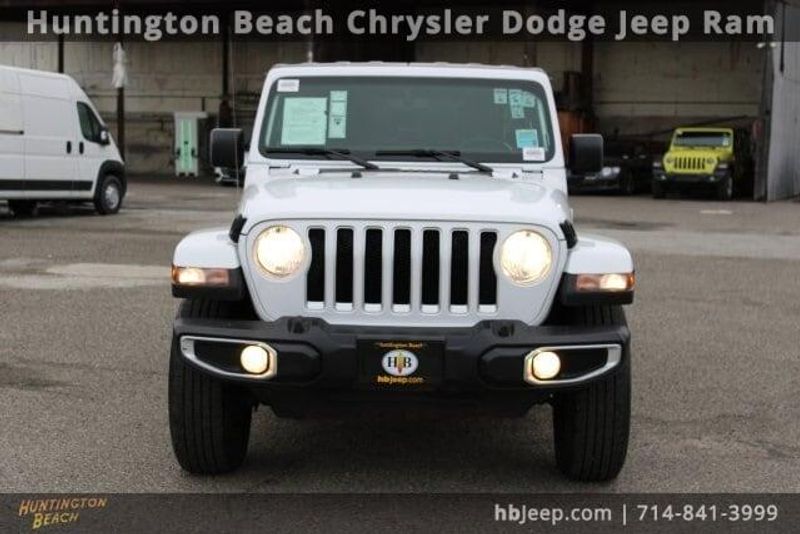 2022 Jeep Wrangler Unlimited SaharaImage 2