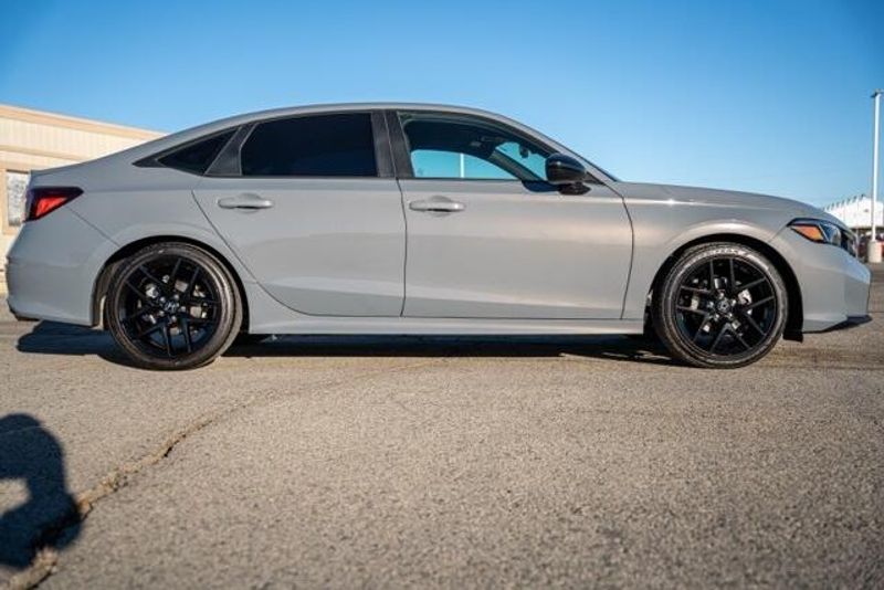 Used 2025 Honda Civic SportImage 8