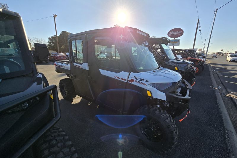 2025 POLARIS RANGER CREW XP 1000 NORTHSTAR TRAIL BOSS EDITION CRYSTAL WHITE WITH PERFORMANCE RED ACCENTS 