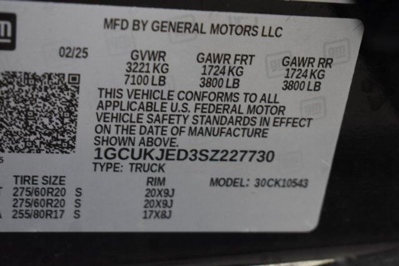 Used 2025 Chevrolet Silverado 1500 High CountryImage 14