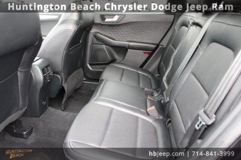 2020 Ford Escape SELImage 34