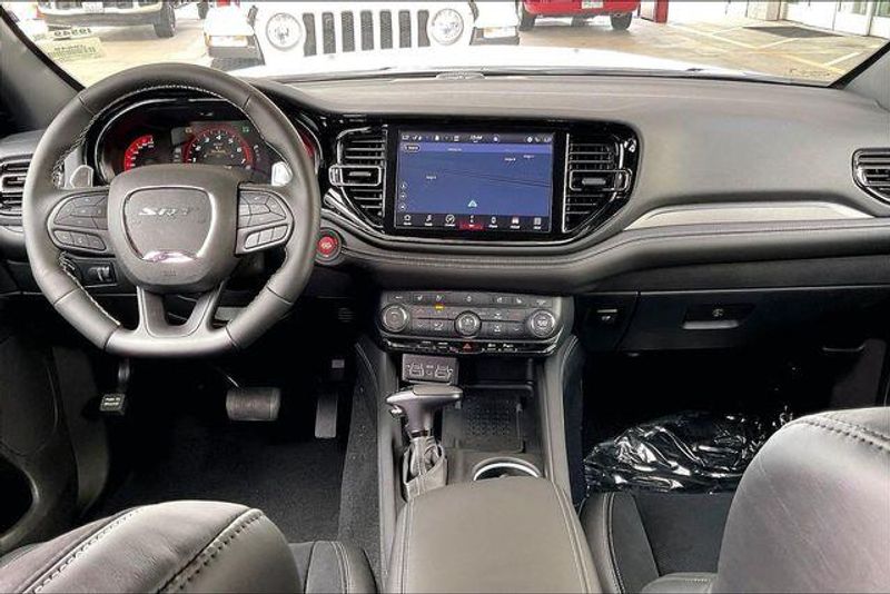 New 2026 Dodge Durango Srt Hellcat AwdImage 4