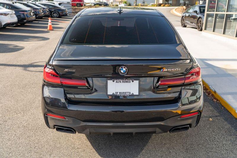 2022 Bmw M550i xDrive photo 4