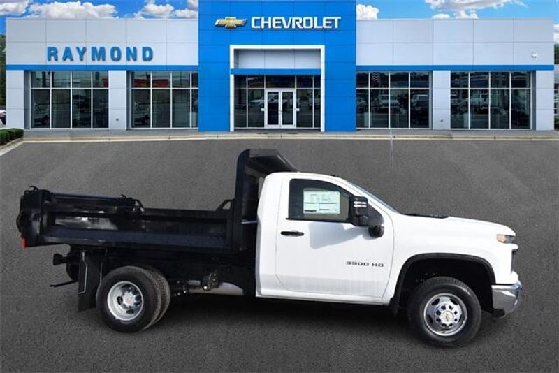 2025 Chevrolet Silverado 3500HD Work TruckImage 2