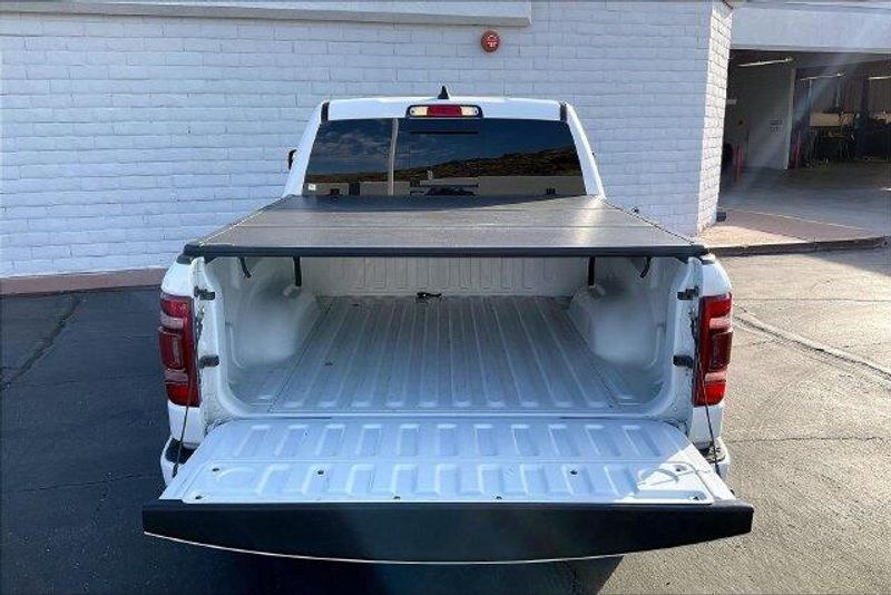 Used 2024 RAM 1500 LimitedImage 34