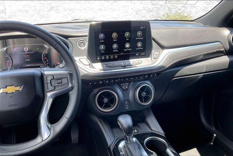 Used 2023 Chevrolet Blazer PremierImage 5