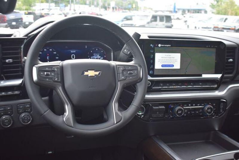 New 2026 Chevrolet Silverado 3500HD High CountryImage 26