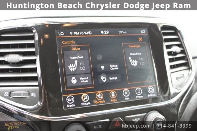 2021 Jeep Grand Cherokee Laredo XImage 32