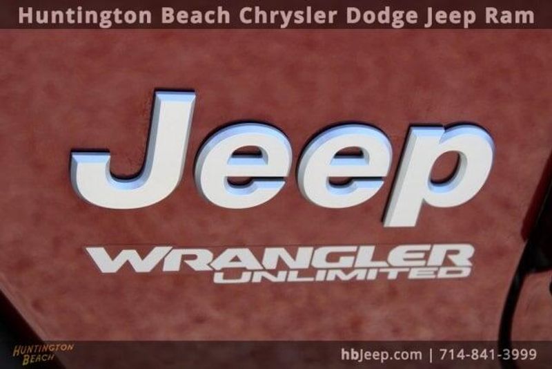 2021 Jeep Wrangler Unlimited IslanderImage 8