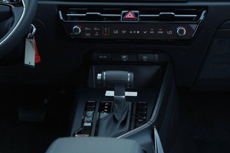 New 2026 Kia Niro LXImage 22