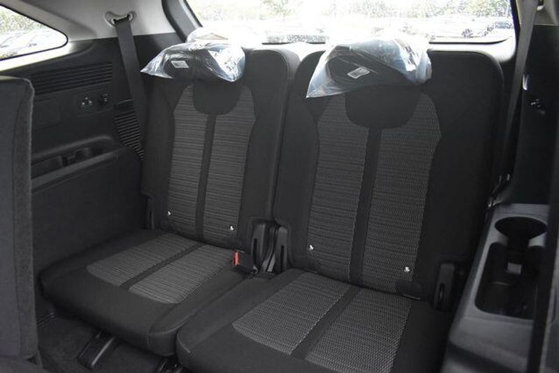 New 2026 Kia Sorento LXImage 17