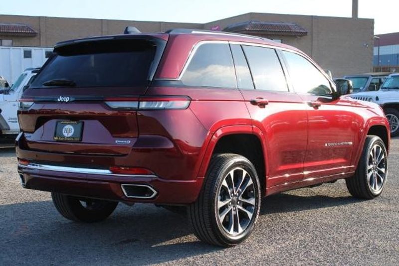 2023 Jeep Grand Cherokee 4xe OverlandImage 5