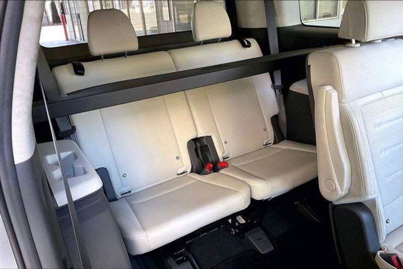 Used 2024 Hyundai Santa Fe CalligraphyImage 35