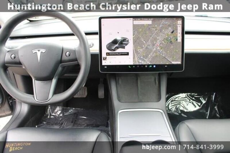 2021 Tesla Model 3 Standard Range PlusImage 11