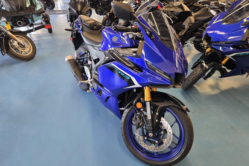 2025 YAMAHA YZFR3 ABS TEAM BLUE 