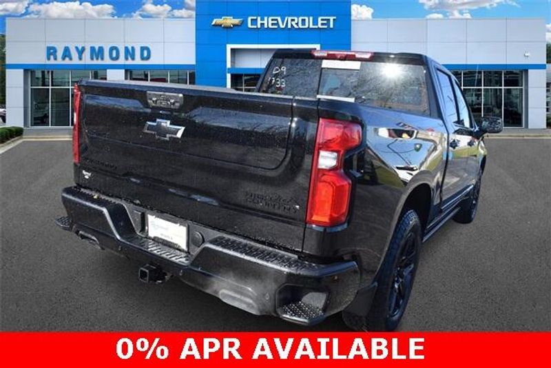 New 2026 Chevrolet Silverado 1500 High CountryImage 3