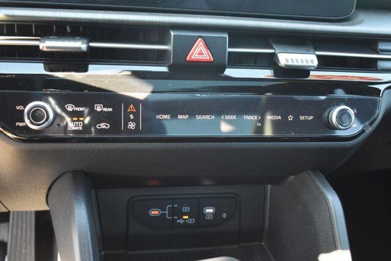 New 2026 Kia Sportage X-LineImage 32