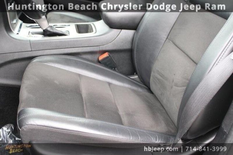 2021 Jeep Grand Cherokee Laredo XImage 36