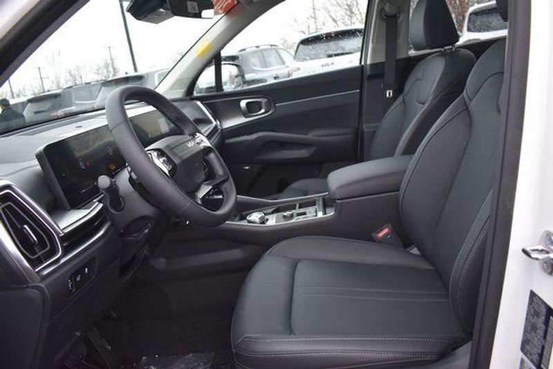 New 2026 Kia Sorento Hybrid EXImage 26