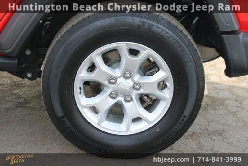2021 Jeep Wrangler Unlimited IslanderImage 6