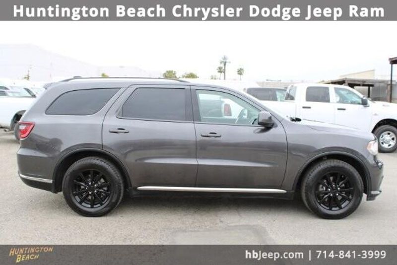 2018 Dodge Durango SXTImage 3