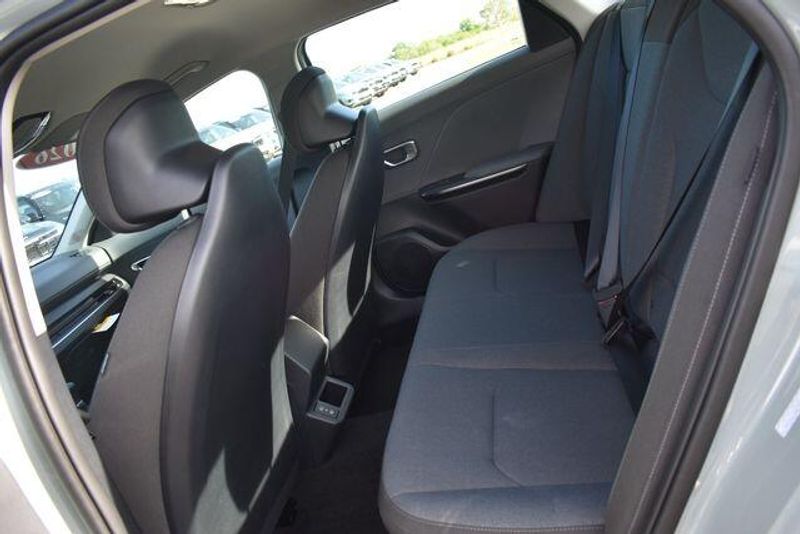 New 2026 Kia K4 LXSImage 16