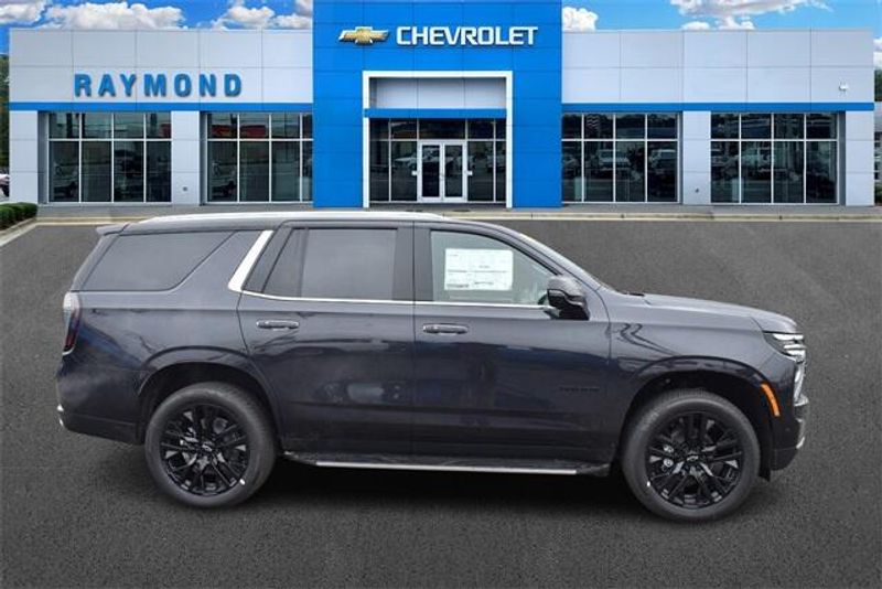 New 2026 Chevrolet Tahoe PremierImage 2