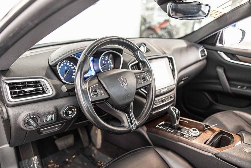 2017 Maserati Ghibli S Q4 photo 19
